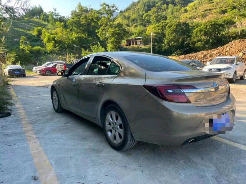 重庆15年别克君威7