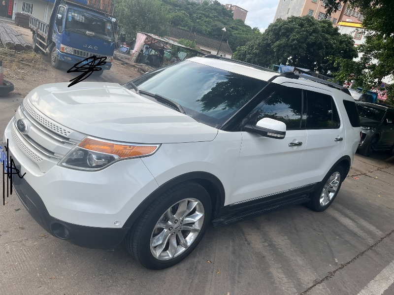 东莞16年福特探险者2