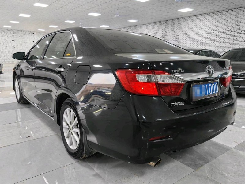 廊坊12年丰田凯美瑞7