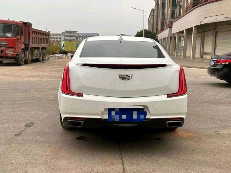 衡阳17年凯迪拉克XTS9