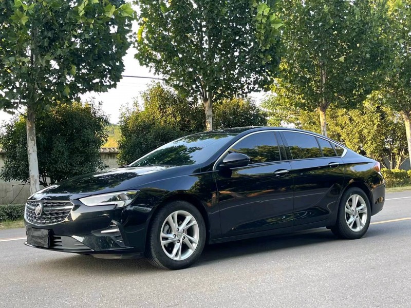 徐州20年别克君威3