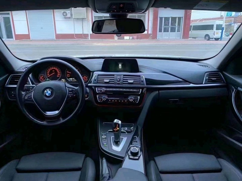 济南18年宝马3系5