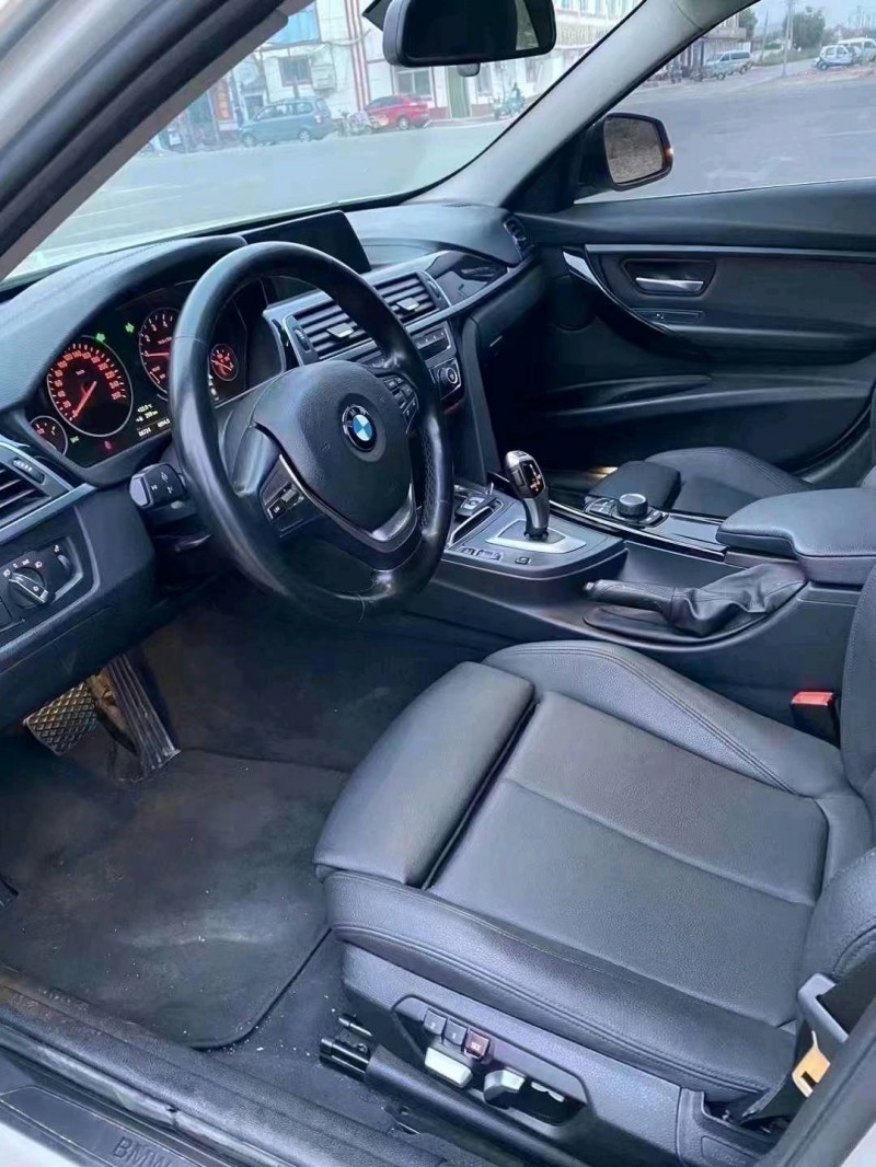 济南18年宝马3系6