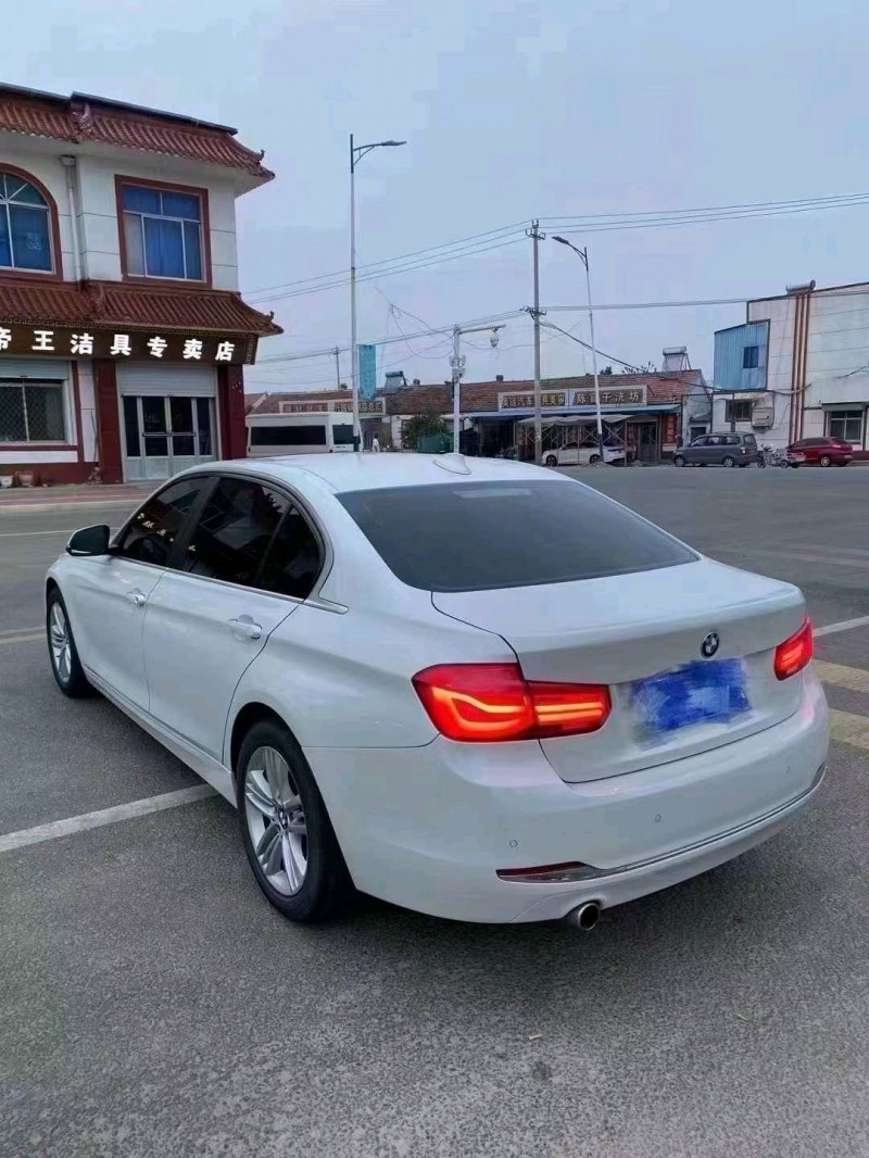 济南18年宝马3系7
