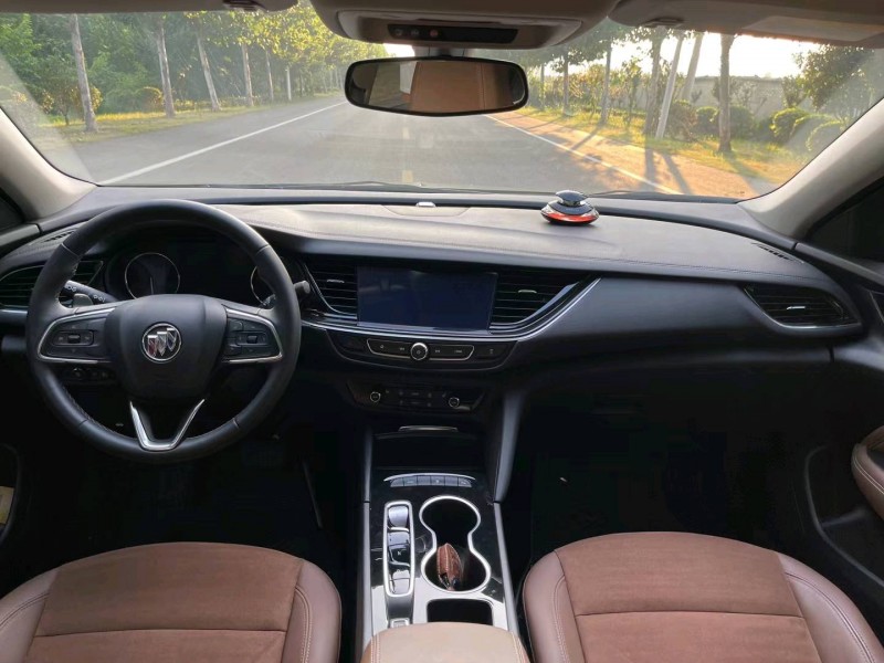 徐州20年别克君威4