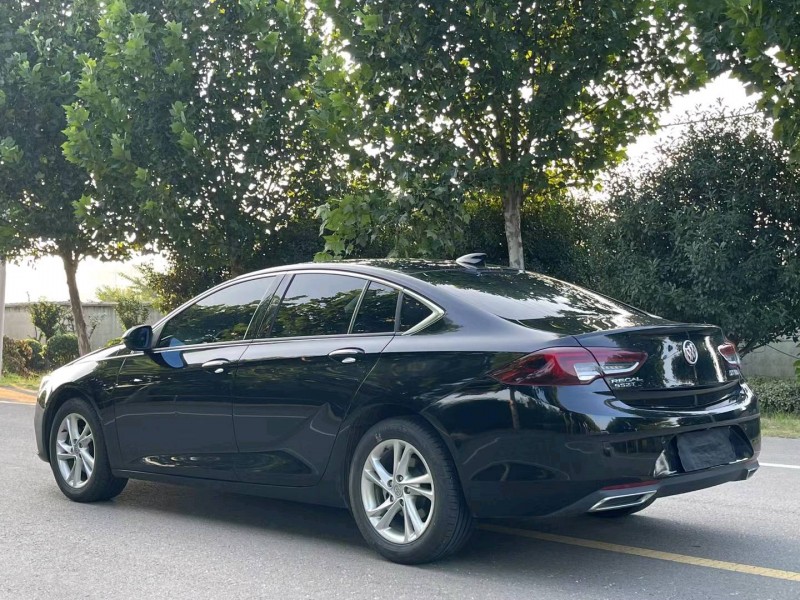 徐州20年别克君威8