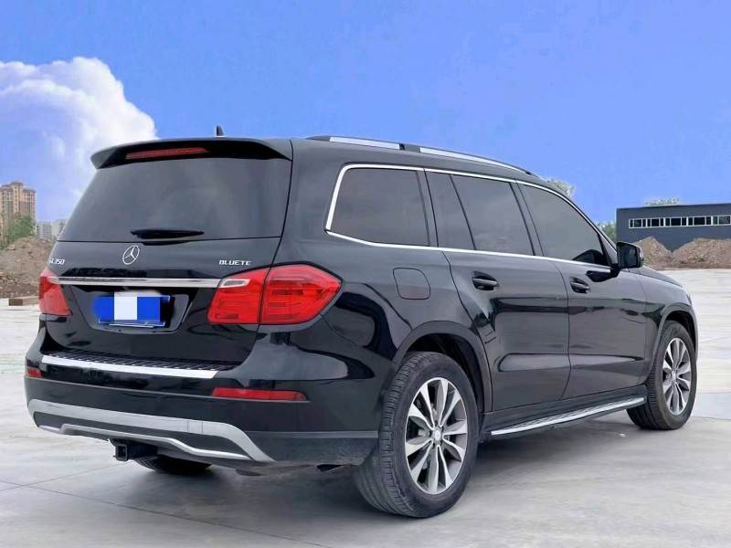 邯郸13年奔驰GL8