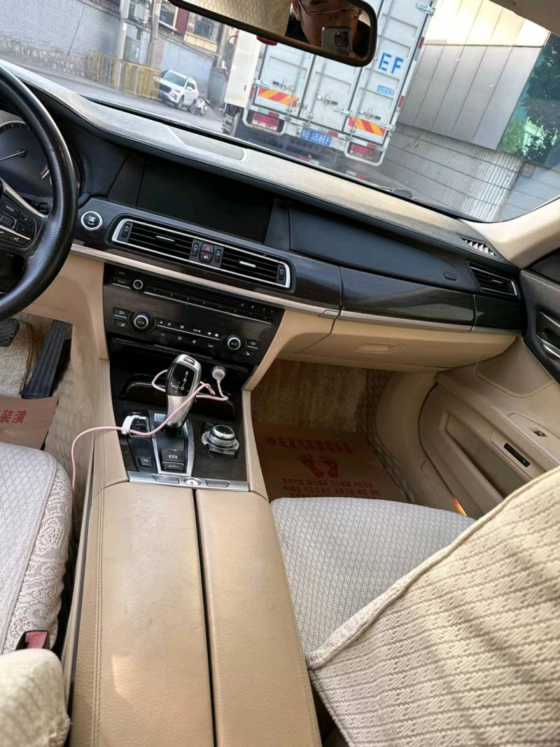 济南10年宝马7系6