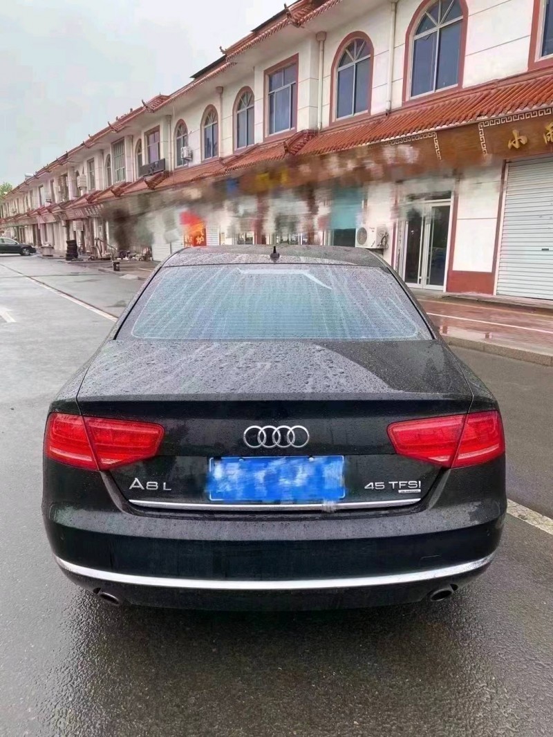 枣庄12年奥迪A8L9