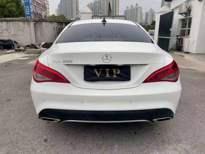 宜昌18年奔驰CLA2