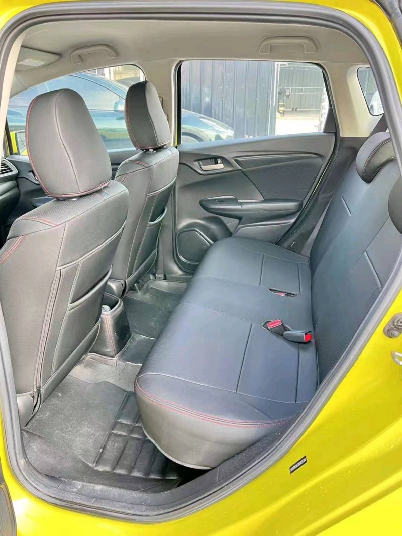 宜昌16年本田飞度3