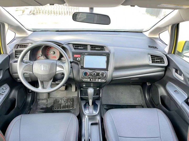 宜昌16年本田飞度6