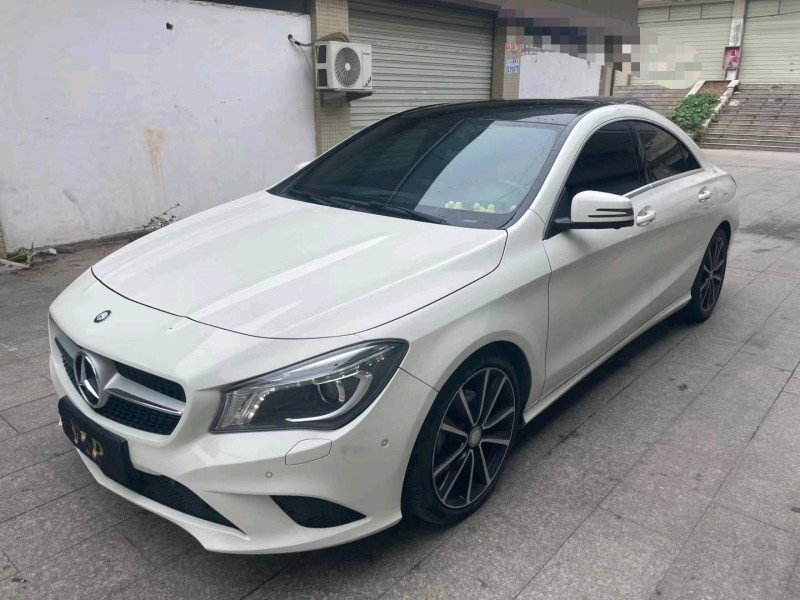 中山16年奔驰CLA3