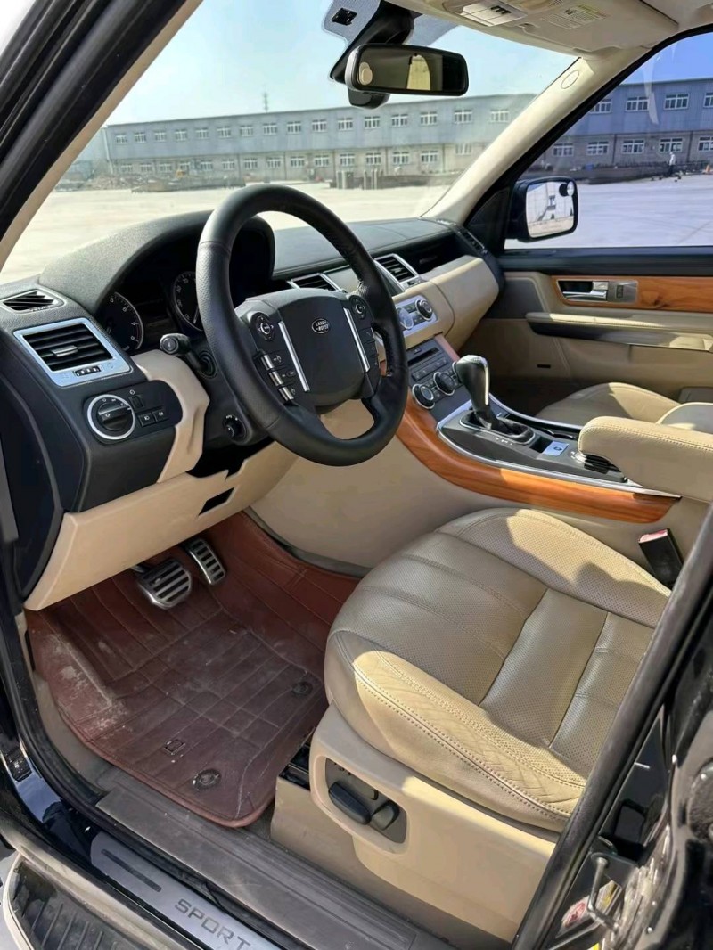 天津12年路虎揽胜运动4