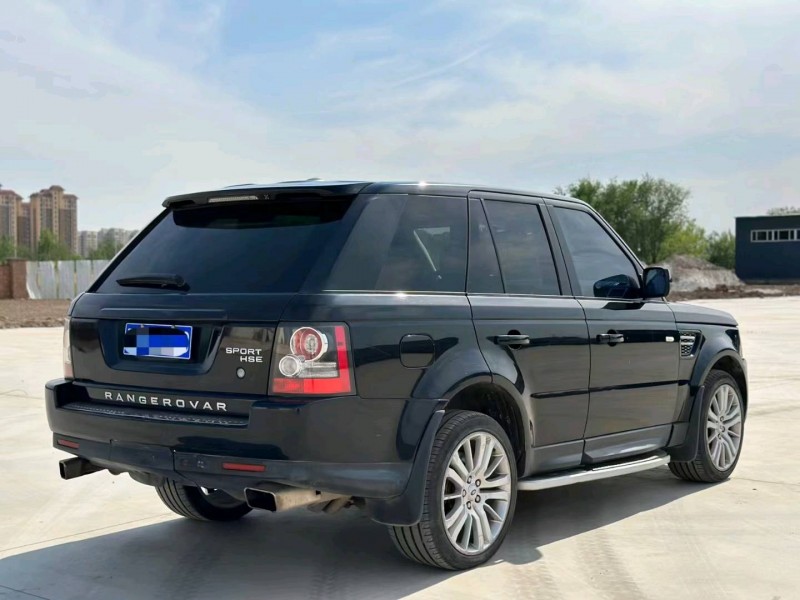 天津12年路虎揽胜运动8