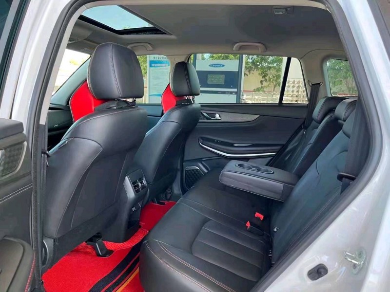寶雞22年長安汽車CS755