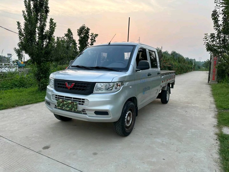 徐州20年五菱汽車榮光小卡3