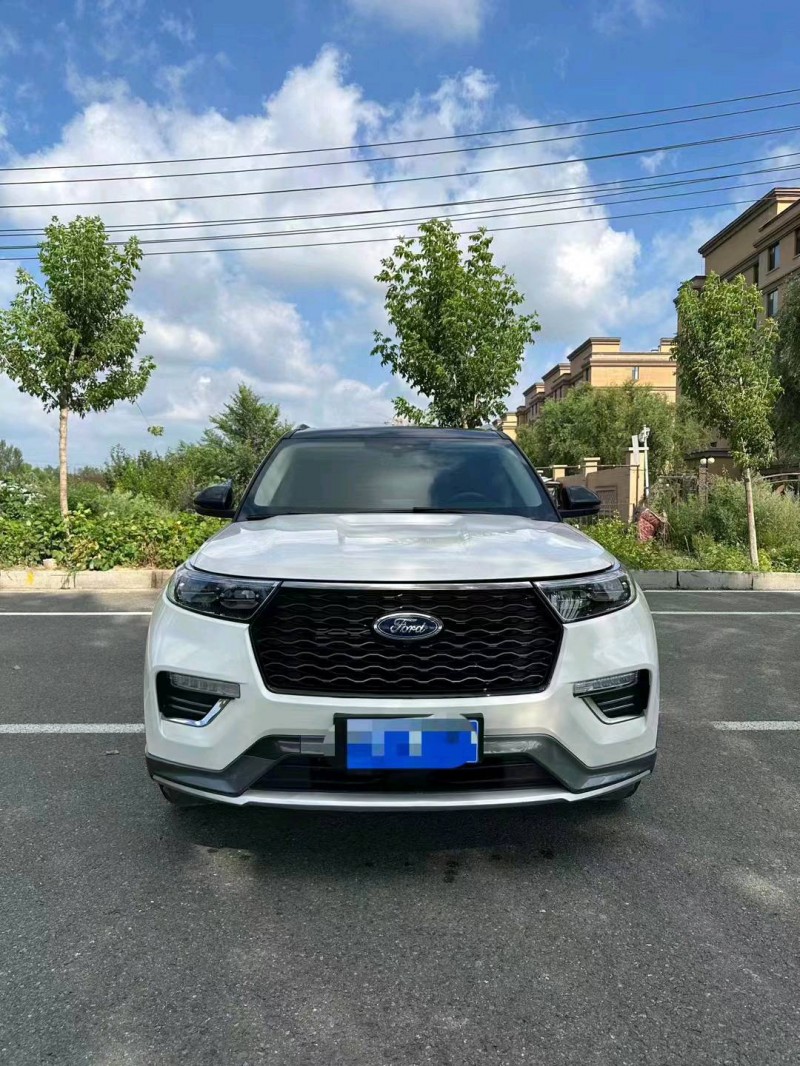 枣庄21年福特探险者1