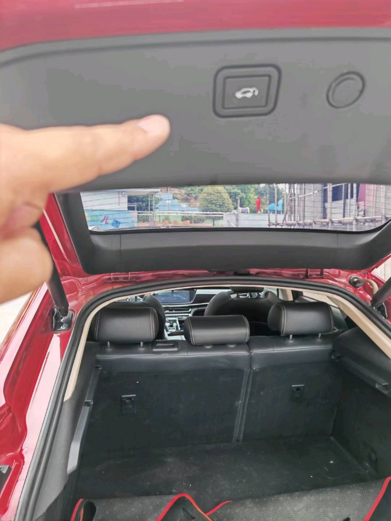 景德鎮19年長安汽車CS856