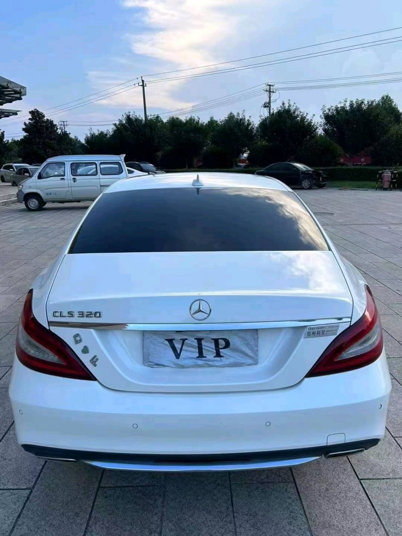 宜昌17年奔驰CLS7