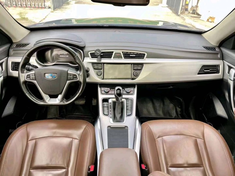 宜昌16年吉利博越6