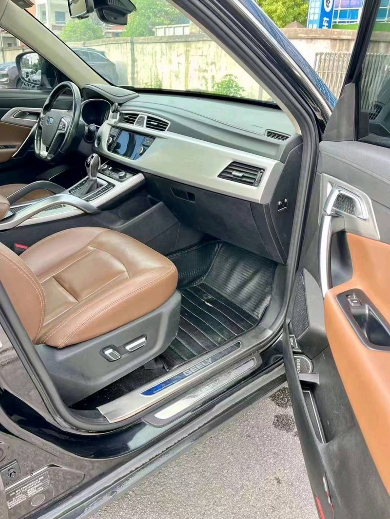 宜昌16年吉利博越9