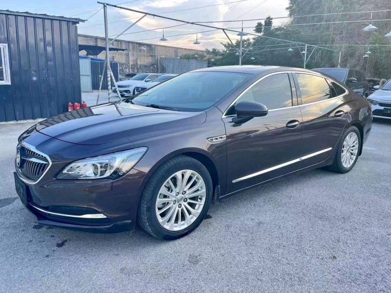 宜昌17年别克君越2