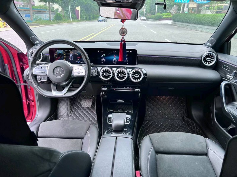 汕头19年奔驰A2