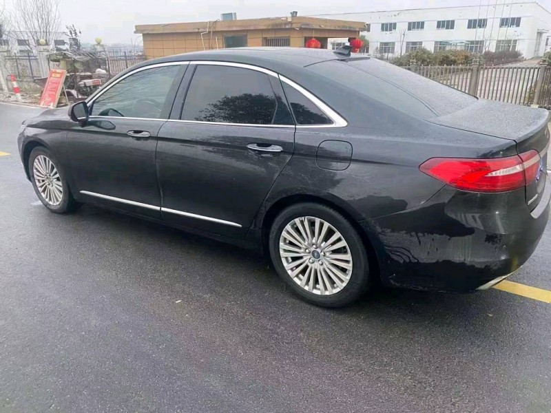 苏州16年福特金牛座7