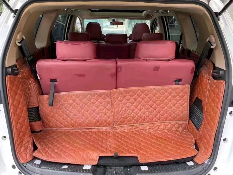 成都19年力帆汽车轩朗8