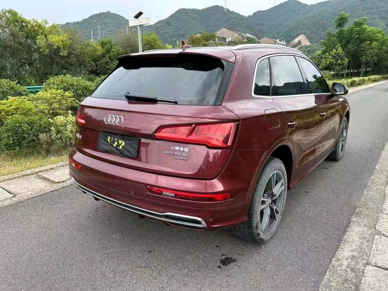 嘉兴19年奥迪Q54