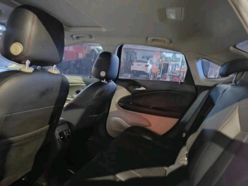 邯郸21年别克威朗5