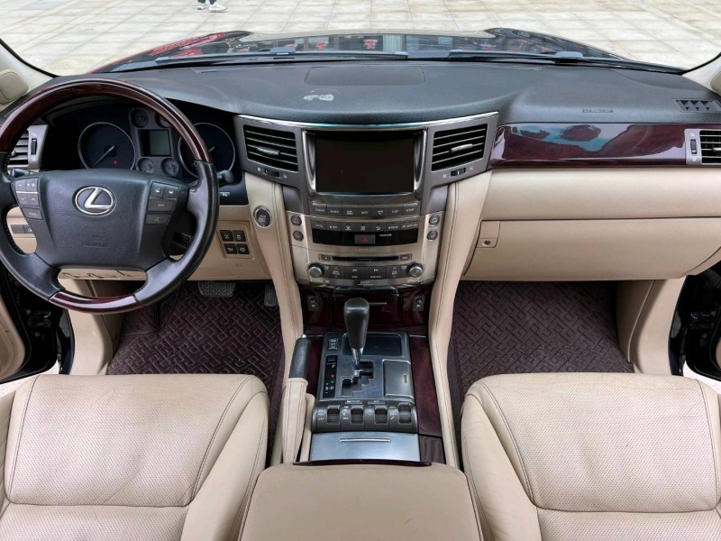 枣庄11年雷克萨斯LX7