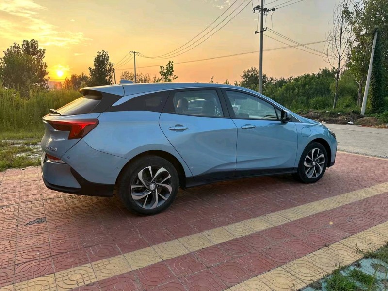 徐州19年别克微蓝8