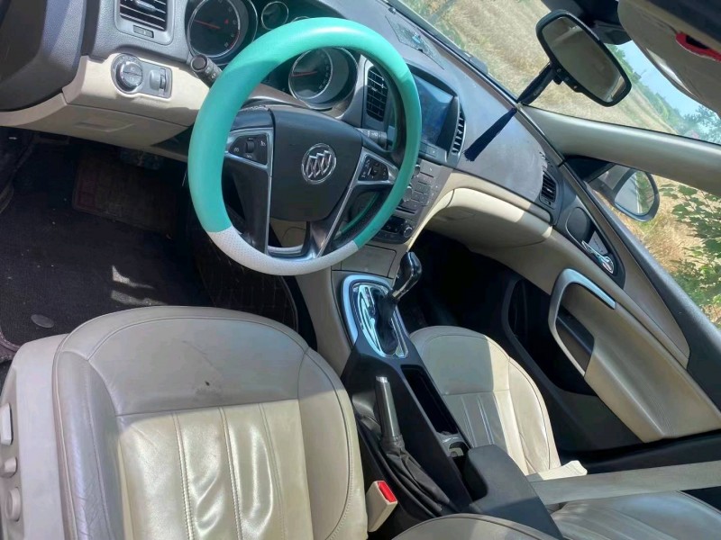 常州12年别克君威9