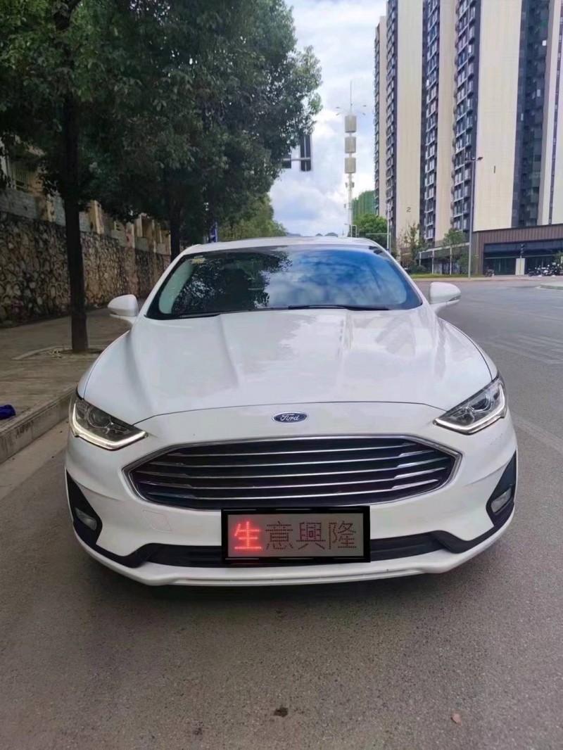 珠海21年福特蒙迪欧1