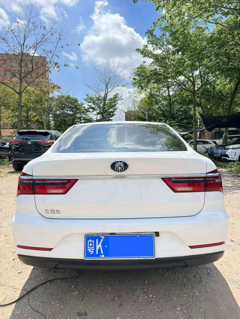 廣州21年比亞迪秦9