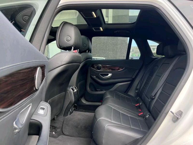 东莞19年奔驰GLC5