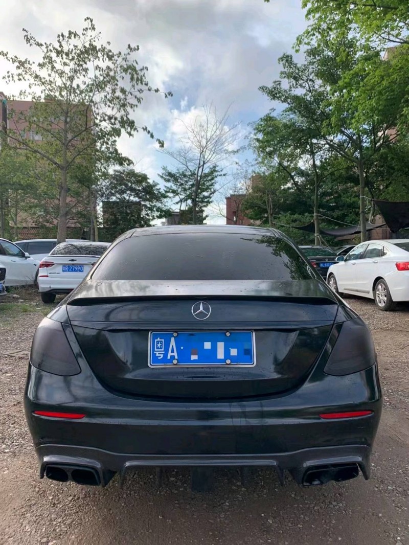 广州19年奔驰E9