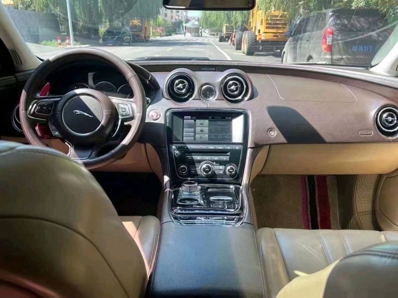 青岛16年捷豹XJ4