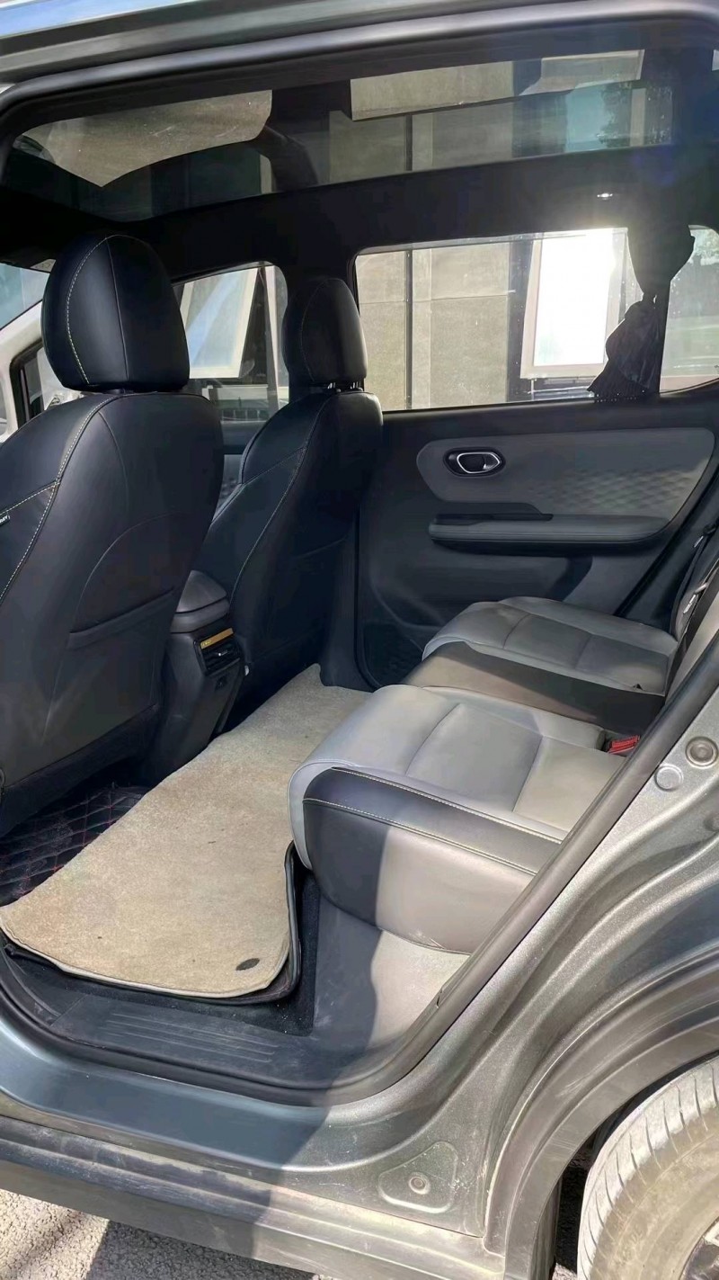 成都22年传祺埃安Y7