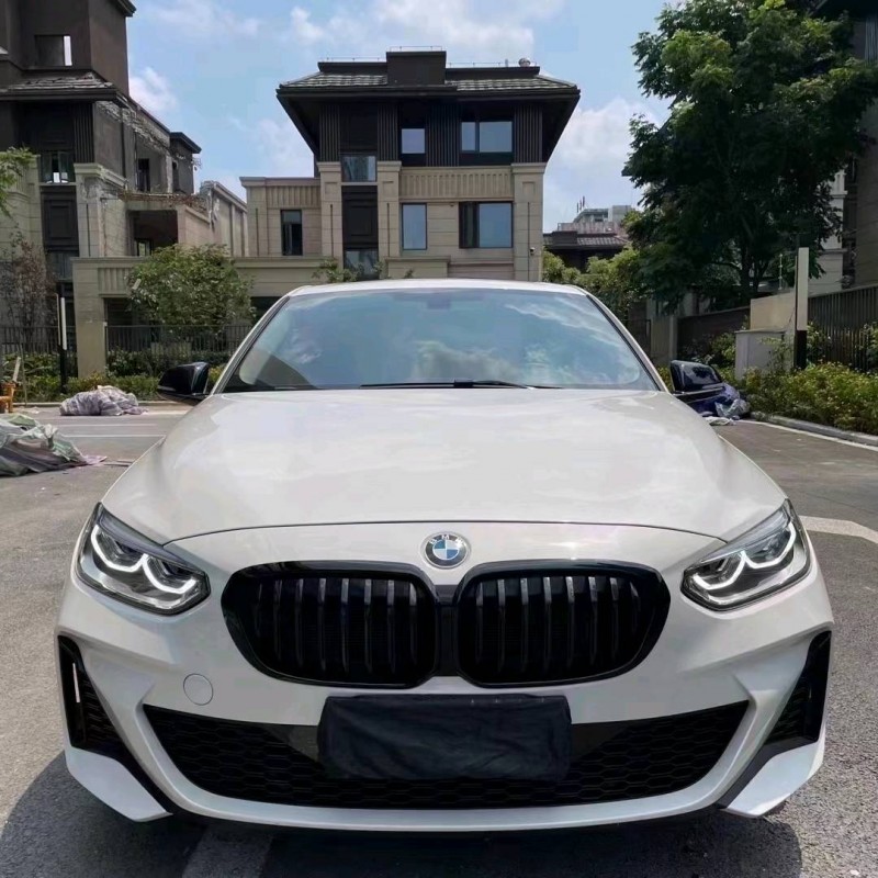 成都21年宝马1系1