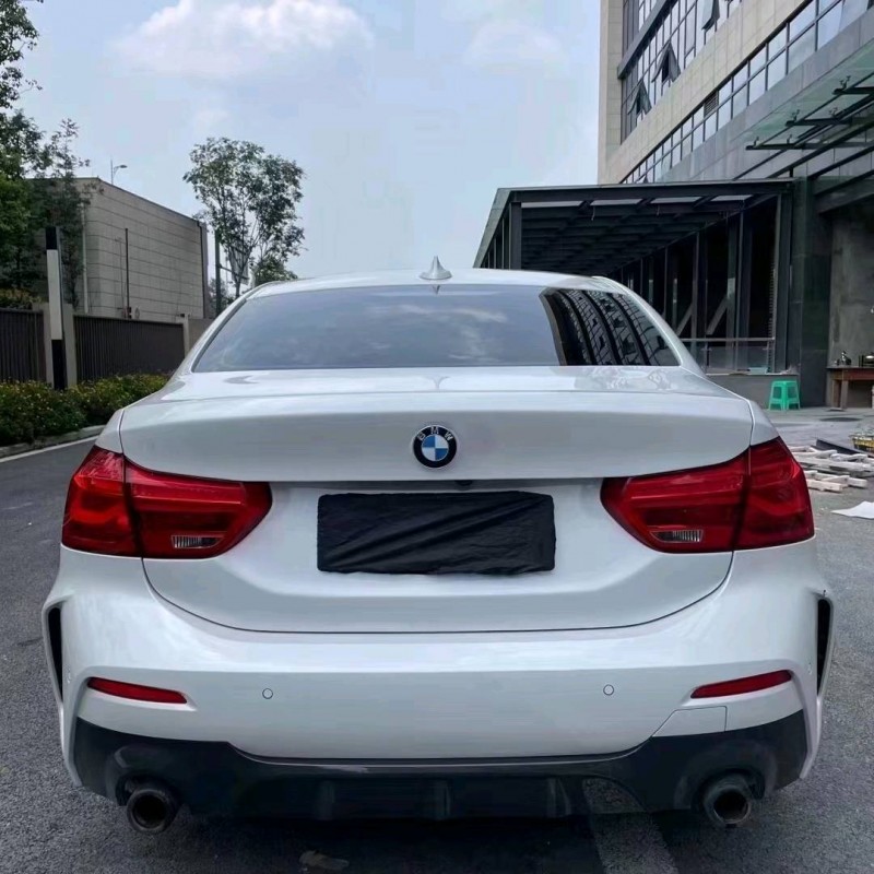 成都21年宝马1系5