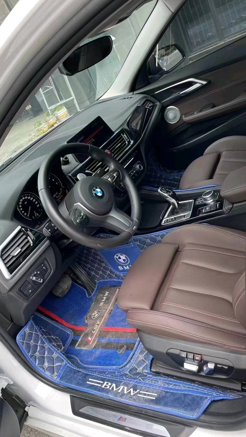 成都21年宝马1系6