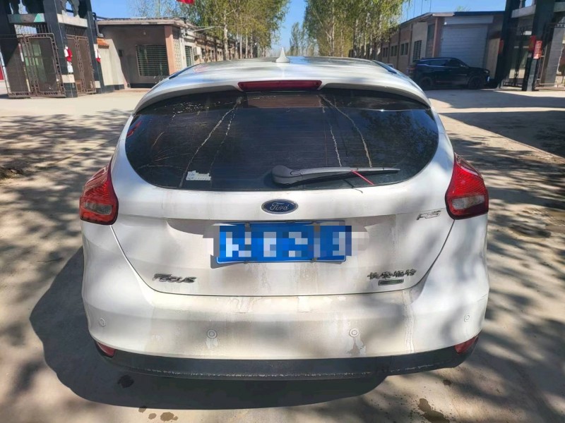 保定18年福特福克斯9