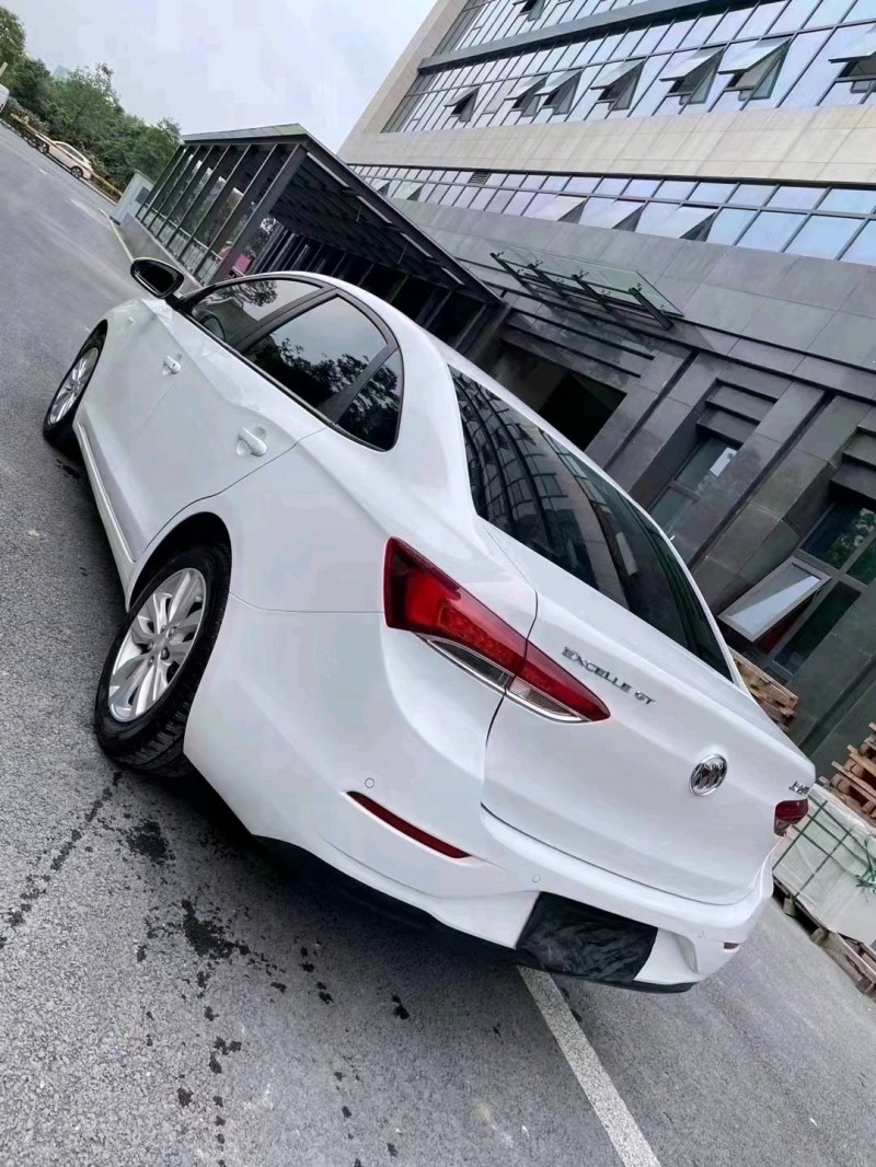 成都22年别克英朗4