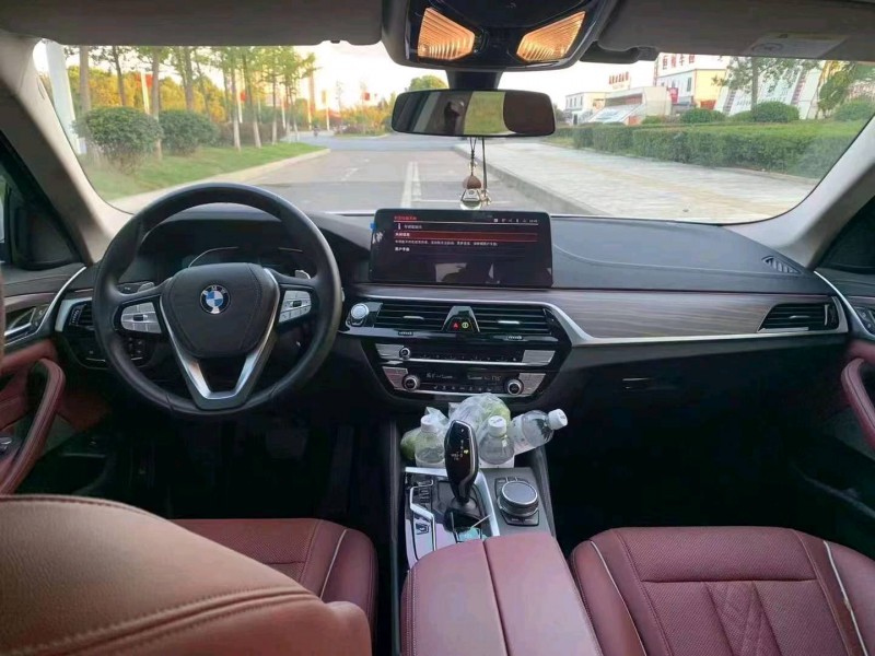 宜昌21年宝马5系8