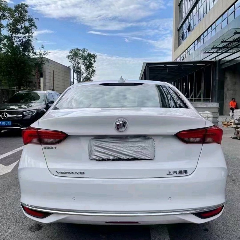 成都23年别克威朗5