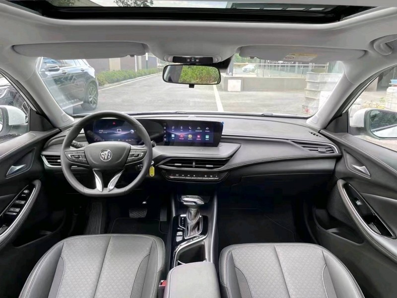 成都23年别克威朗9