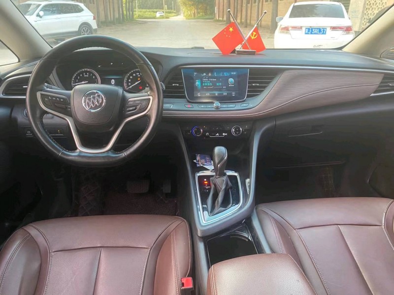 保定19年别克GL67